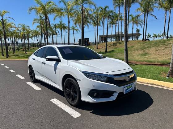 HONDA CIVIC 1.5 16V TURBO GASOLINA TOURING 4P CVT